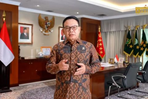 KSP tegaskan MBG berlanjut dengan evaluasi tata kelola