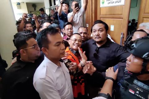 Bupati Pati nonaktif Sudewo jalani sidang perdana kasus tipikor