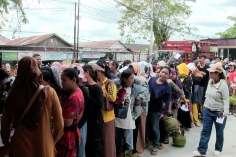 DPKUKMP Palangka Raya jaga harga gas bersubsidi lewat operasi pasar