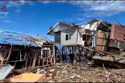 Polda Papua terjunkan tim Jibom sterilkan lokasi ledakan bom di Biak
