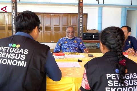 Wali Kota Jayapura responden pertama Sensus Ekonomi 2026 di Jayapura