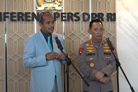 Wamenkum sebut presiden punya hak perpanjang batas pensiun Kapolri