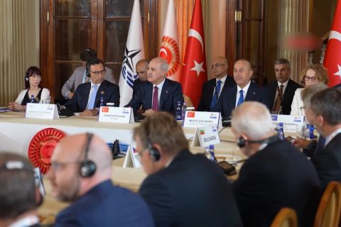 Para pemimpin parlemen NATO bahas pengeluaran dan investasi pertahanan