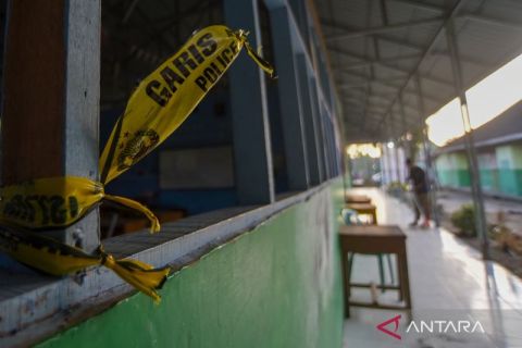 Ledakan bom rakitan di MAN 3 Padang, polisi lakukan pemeriksaan