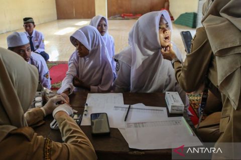Bukan cuma puskesmas, Kemenkes bakal gelar cek kesehatan gratis di tempat kerja hingga kampus!