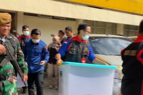 Kejati Riau geledah Disdik usut dugaan korupsi pengadaan IFP AI