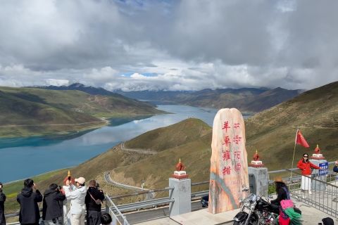 Jelajah Xizang, provinsi atap dunia di China