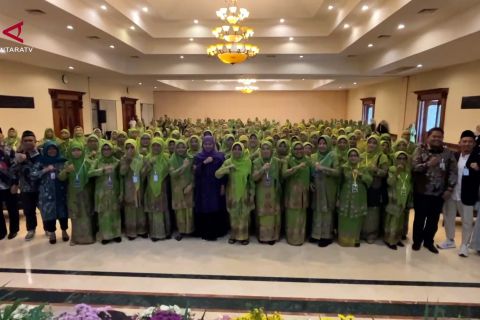 Khofifah dorong Muslimat NU bertransformasi ke dakwah digital