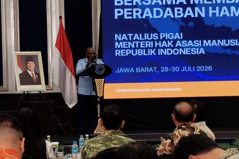 Menteri Pigai sosialisasikan kepatuhan HAM bagi dunia usaha