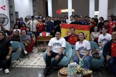 Perkuat kebersamaan, nobar final piala dunia di ANTARA