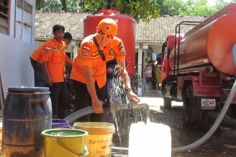 Jember siapkan armada tangki hadapi potensi krisis air bersih