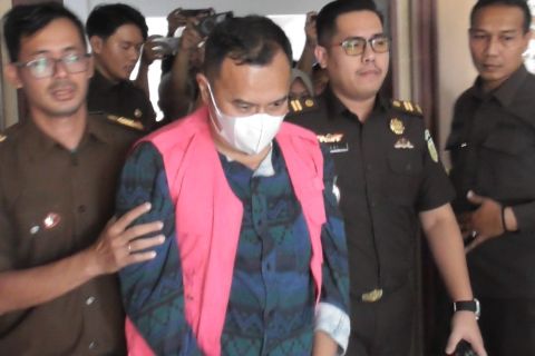 Pegawai BPR BKK Mandiraja ditahan dalam kasus korupsi Rp6,6 miliar