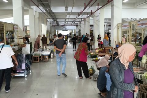 DLH Solo ajak penjual pasar kelola sampah agar volume di TPA berkurang