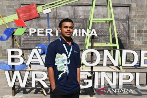 Membangun kemandirian energi desa melalui penguatan kapasitas Local Hero