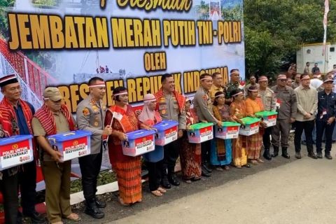 Polda Sumut resmikan Jembatan Merah Putih di Deli Serdang