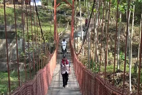 Pemkab Banyumas bangun jembatan permanen permudah mobilitas warga