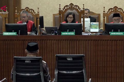 Hakim tolak pengalihan penahanan rumah Yaqut Cholil Qoumas