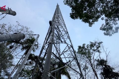 Pemerintah operasikan empat BTS guna atasi blank spot di Solok