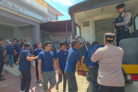 460 napi Lhokseumawe dipindahkan ke gedung lapas baru