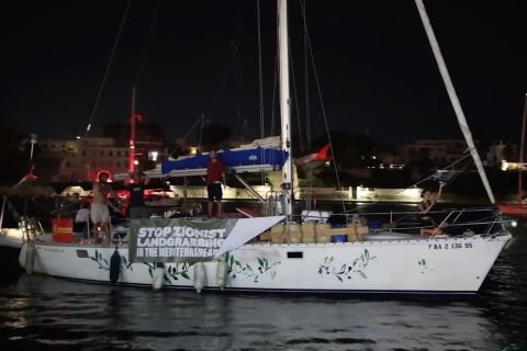 Aktivis pro-Palestina berlayar dari Italia dukung Revolusi Flamingo