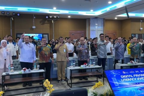 OJK dorong literasi dan inklusi keuangan bagi mahasiswa di Batam
