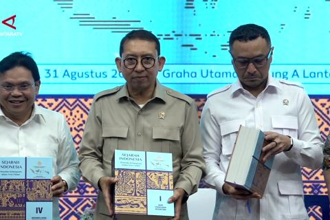 Kemenbud luncurkan lima jilid pertama Buku Sejarah Indonesia
