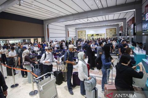 Sempat ditutup selama dua hari, Bandara Soekarno Hatta beroperasi kembali