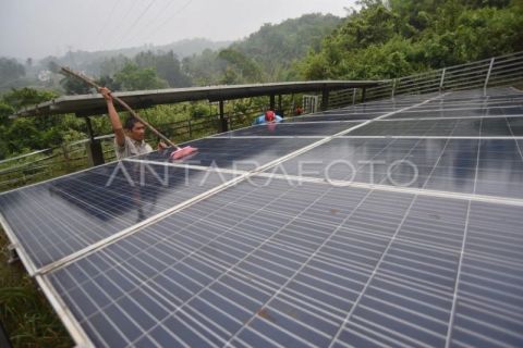 Pemanfaatan PLTS irigasi di Sawahlunto