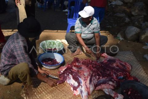 Tradisi Ratik Tolak Bala di Padang