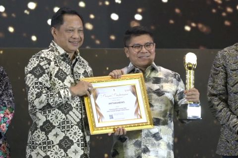 ANTARA raih penghargaan mitra terbaik kategori media massa BPS