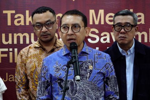 Menbud ungkap proses rehabilitasi dan rekonstruksi Desa Adat Sade