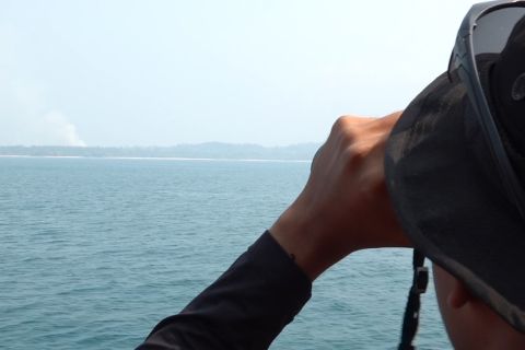12 jam menyisir perairan pulau, Basarnas sempat temukan sinyal asap