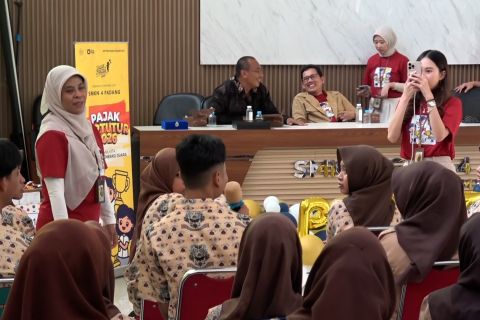 Pajak Bertutur kenalkan peran pajak kepada pelajar Padang