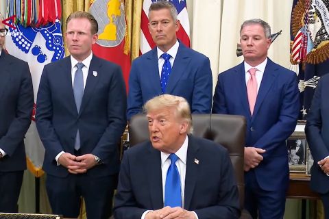 Trump bantah rencana ganti nama Selat Hormuz dengan namanya sendiri