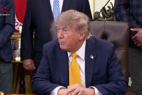 Trump sebut AS mungkin segera serang fasilitas Pickaxe Iran