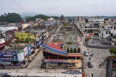 Pembenahan kawasan Jam Gadang Bukittinggi