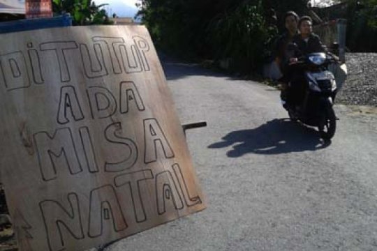 Mawas Diri Petani Merapi Saat Rayakan Natal