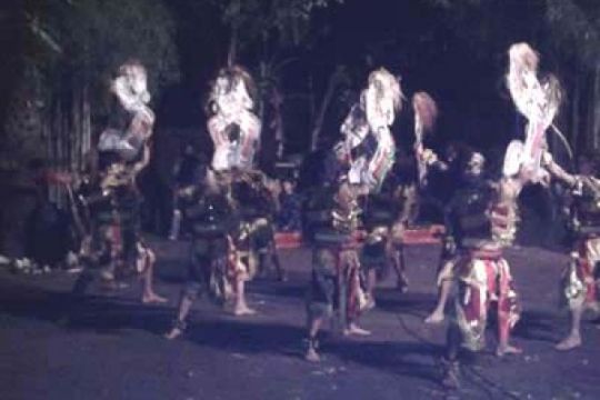 Kuda Lumping Lima Gunung Berpacu Menuju WOMAD