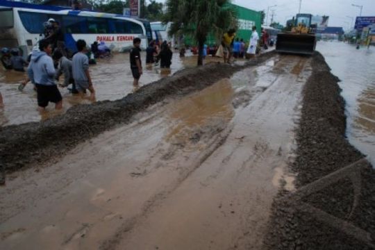 PENGURUKAN JALAN Page 1 Small