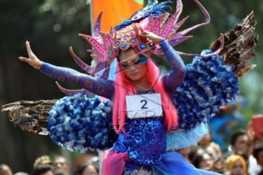 WONOSOBO COSTUME CARNIVAL Page 1 Small