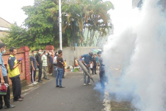 FOGGING SEKITAR NOORMANS HOTEL Page 1 Small