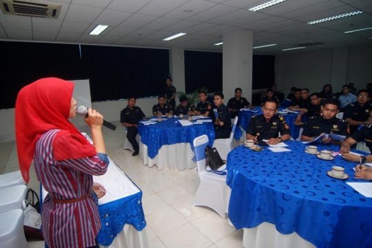 Pegawai Bea Cukai Antusias Ikuti Pelatihan Jurnalistik