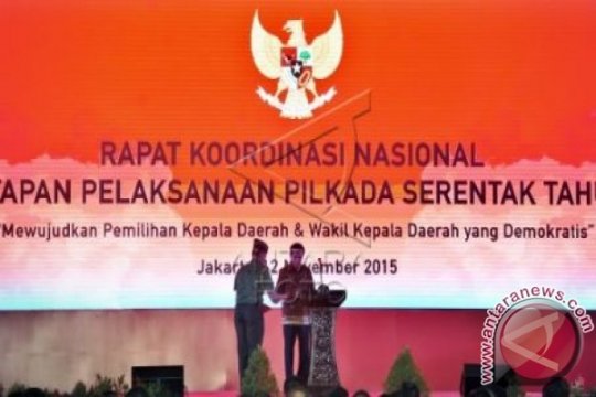 Rakornas Jelang Pilkada Serentak 2015 Page 3 Small