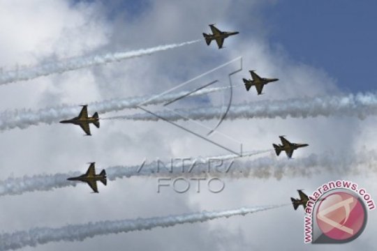 Aerobatik Pesawat Black Eagles Korsel Page 3 Small