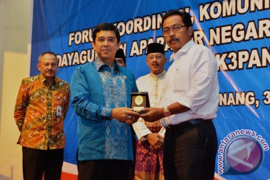 Galeri Forum Komunikasi Aparatur Kepri Page 3 Small