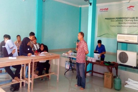 Astra Honda Berdayakan Pemuda Putus Sekolah