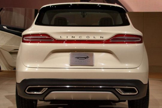 Ford Produksi SUV Lincoln di China Mulai 2019