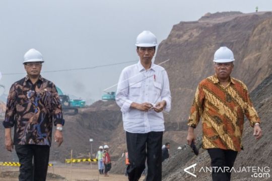 PRESIDEN TINJAU PROYEK PEMBANGUNAN JALAN TOL Page 1 Small