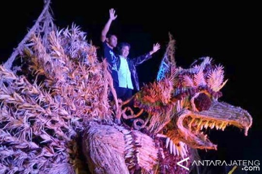 Pancasila di Panggung Garuda Festival Lima Gunung 