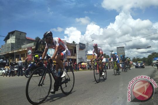 ETAPE PERTAMA TOUR DE SINGKARAK
